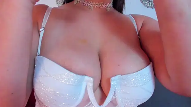 Snapshot of kendalbrook chatting on March 12, 2026, 2:54 pm kendalbrook online show from March 12, 2026, 2:54 pm