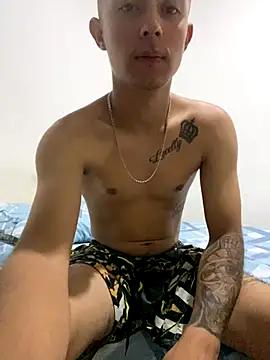 Andres324154 online show from October 6, 2025, 5:13 pm