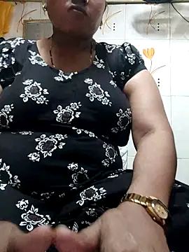 Alishafernandez online show from March 3, 2026, 8:16 pm