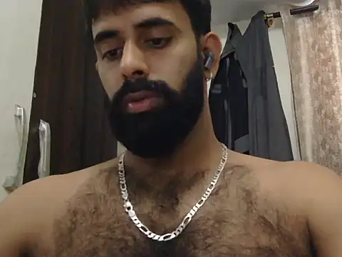 Snapshot of indianhairybull chatting on July 6, 2026, 4:41 am indianhairybull online show from July 6, 2026, 4:41 am