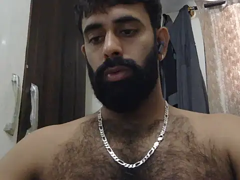 Snapshot of indianhairybull chatting on July 7, 2026, 4:37 am indianhairybull online show from July 7, 2026, 4:37 am