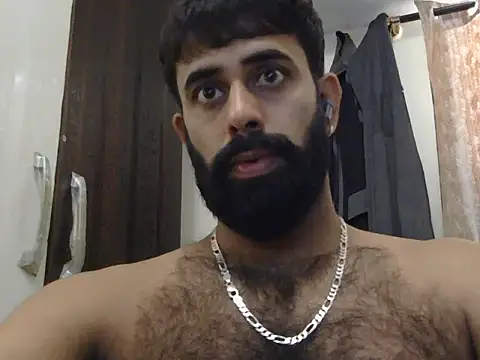 Snapshot of indianhairybull chatting on July 8, 2026, 4:46 am indianhairybull online show from July 8, 2026, 4:46 am