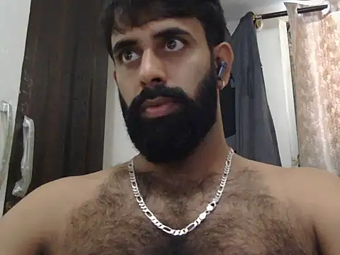 Snapshot of indianhairybull chatting on June 28, 2026, 4:41 am indianhairybull online show from June 28, 2026, 4:41 am