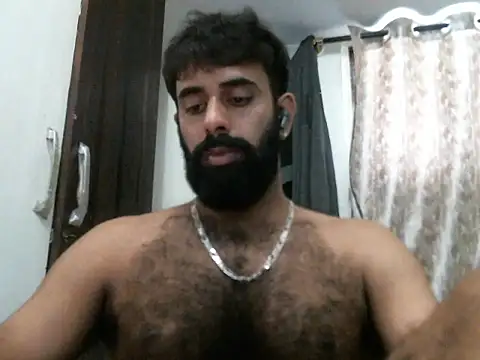 Snapshot of indianhairybull chatting on June 20, 2026, 4:39 am indianhairybull online show from June 20, 2026, 4:39 am