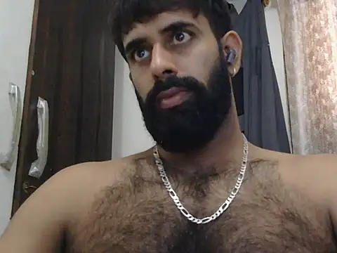 Snapshot of indianhairybull chatting on June 26, 2026, 5:13 am indianhairybull online show from June 26, 2026, 5:13 am