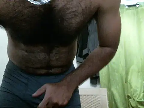 Snapshot of indianhairybull chatting on November 8, 2025, 5:33 am indianhairybull online show from November 8, 2025, 5:33 am