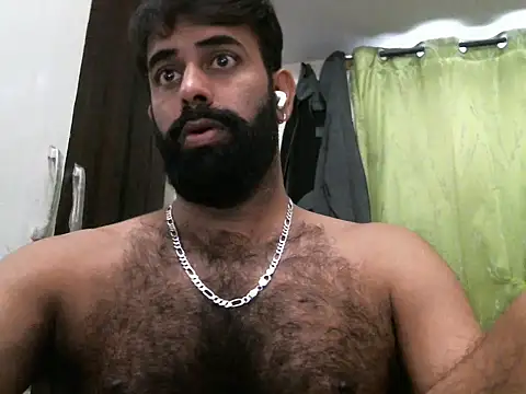 Snapshot of indianhairybull chatting on November 29, 2025, 5:07 am indianhairybull online show from November 29, 2025, 5:07 am