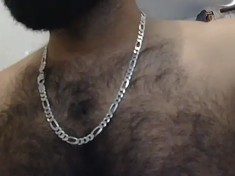 Snapshot of indianhairybull chatting on July 18, 2026, 4:32 am indianhairybull online show from July 18, 2026, 4:32 am