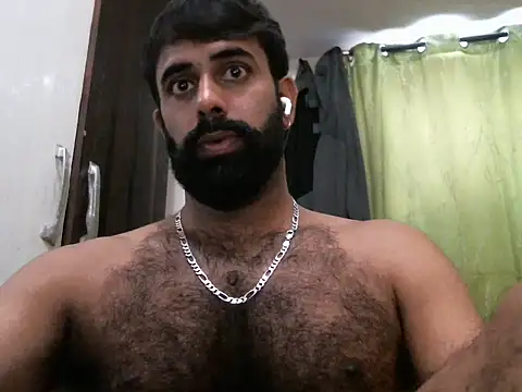 Snapshot of indianhairybull chatting on October 15, 2025, 4:33 am indianhairybull online show from October 15, 2025, 4:33 am