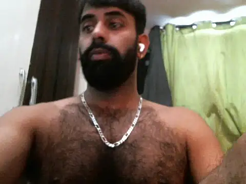 Snapshot of indianhairybull chatting on November 22, 2025, 4:22 am indianhairybull online show from November 22, 2025, 4:22 am