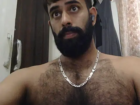 Snapshot of indianhairybull chatting on June 5, 2026, 3:55 am indianhairybull online show from June 5, 2026, 3:55 am