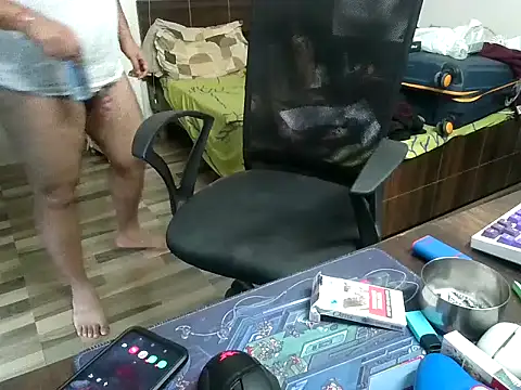 Snapshot of TheIndianTower chatting on November 22, 2025, 11:20 am TheIndianTower online show from November 22, 2025, 11:20 am