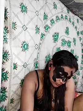 monekhan123 online show from February 19, 2025, 7:39 am