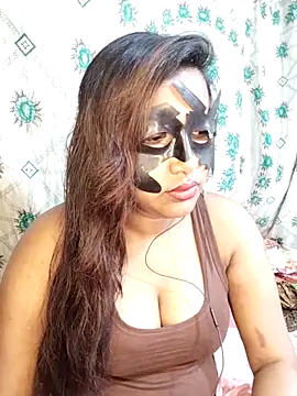 monekhan123 online show from March 21, 2025, 6:18 pm