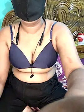 monekhan123 online show from September 30, 2025, 4:46 pm