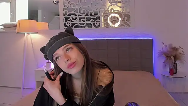 Snapshot of melissacrayzy chatting on May 17, 2026, 5:18 am melissacrayzy online show from May 17, 2026, 5:18 am