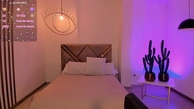 Snapshot of BeccaBaxter chatting on October 10, 2025, 7:04 pm BeccaBaxter online show from October 10, 2025, 7:04 pm