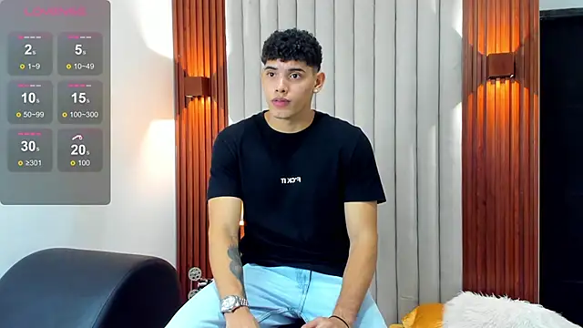 Snapshot of Justin_mack chatting on November 29, 2025, 7:25 pm Justin mack online show from November 29, 2025, 7:25 pm