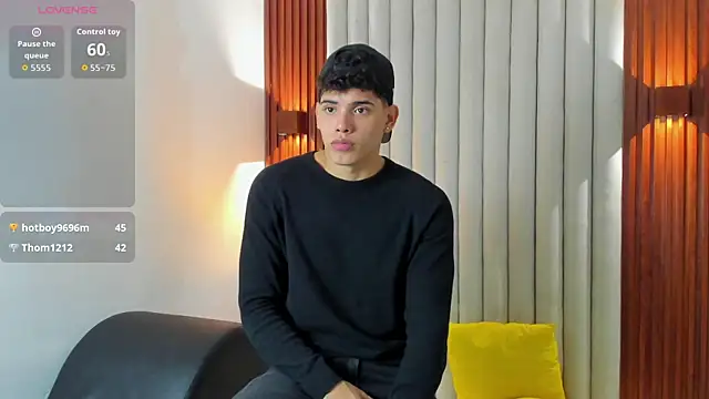 Snapshot of Justin_mack chatting on October 28, 2025, 12:04 pm Justin mack online show from October 28, 2025, 12:04 pm