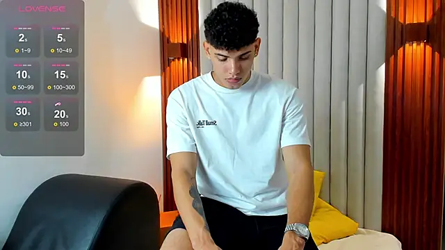 Snapshot of Justin_mack chatting on November 1, 2025, 11:48 am Justin mack online show from November 1, 2025, 11:48 am