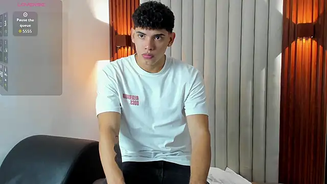 Snapshot of Justin_mack chatting on October 25, 2025, 11:31 am Justin mack online show from October 25, 2025, 11:31 am