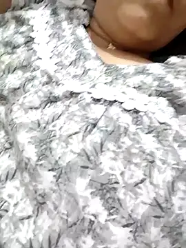 Snapshot of Babybird chatting on March 13, 2026, 6:13 pm Babybird online show from March 13, 2026, 6:13 pm