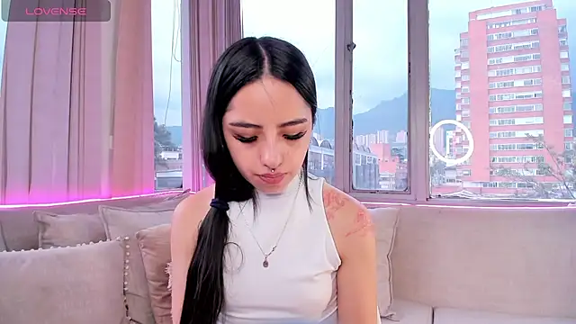 Snapshot of Daphne_chers chatting on December 1, 2025, 7:59 pm Daphne chers online show from December 1, 2025, 7:59 pm