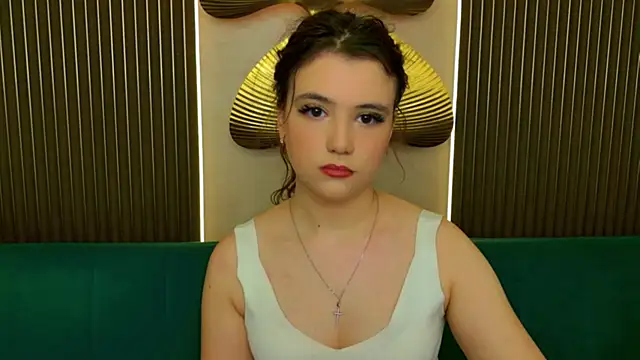 Pauline Heaven online show from May 4, 2026, 5:44 am