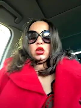 Snapshot of laarti chatting on November 2, 2025, 3:28 pm laarti online show from November 2, 2025, 3:28 pm