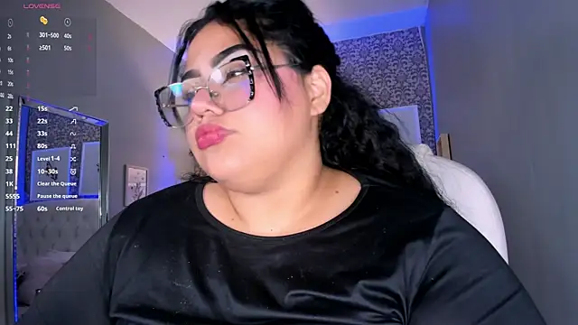 Snapshot of _michel_bbw chatting on November 11, 2025, 3:45 am michel bbw online show from November 11, 2025, 3:45 am