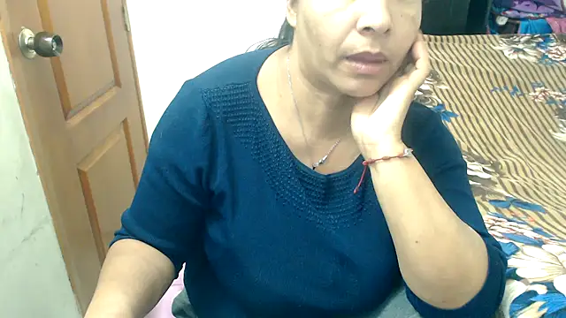 Snapshot of Siblleyx chatting on October 8, 2025, 4:51 pm Siblleyx online show from October 8, 2025, 4:51 pm