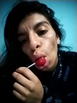 Snapshot of Ariell_Kieran chatting on March 12, 2026, 2:39 am Ariell Kieran online show from March 12, 2026, 2:39 am