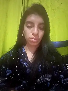 Snapshot of Ariell_Kieran chatting on March 8, 2026, 3:32 am Ariell Kieran online show from March 8, 2026, 3:32 am