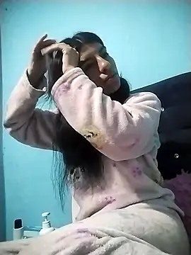 Snapshot of Ariell_Kieran chatting on March 17, 2026, 2:47 am Ariell Kieran online show from March 17, 2026, 2:47 am