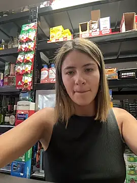 Andrea18 blonde online show from December 19, 2025, 9:06 pm