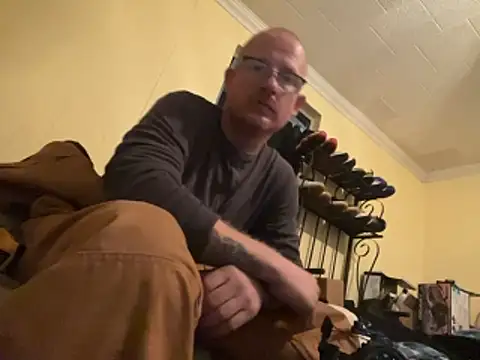 Snapshot of ClimbedCaelum chatting on November 10, 2025, 6:40 am ClimbedCaelum online show from November 10, 2025, 6:40 am