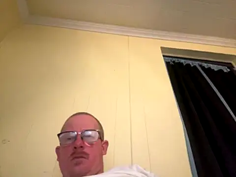 Snapshot of ClimbedCaelum chatting on November 30, 2025, 6:36 am ClimbedCaelum online show from November 30, 2025, 6:36 am