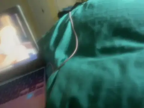 Snapshot of ClimbedCaelum chatting on October 16, 2025, 9:56 pm ClimbedCaelum online show from October 16, 2025, 9:56 pm