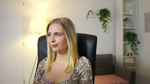 Snapshot of catecrago_ chatting on October 15, 2025, 12:57 pm catecrago online show from October 15, 2025, 12:57 pm