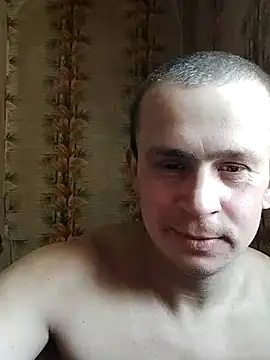 Snapshot of alex_brow_n chatting on February 25, 2025, 10:04 am alex brow n online show from February 25, 2025, 10:04 am
