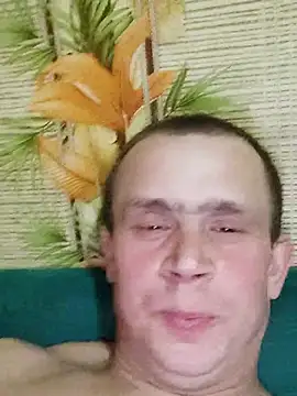 Snapshot of alex_brow_n chatting on March 7, 2025, 4:55 pm alex brow n online show from March 7, 2025, 4:55 pm