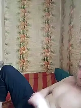 Snapshot of alex_brow_n chatting on February 20, 2025, 9:00 am alex brow n online show from February 20, 2025, 9:00 am