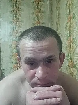 Snapshot of alex_brow_n chatting on February 26, 2025, 7:53 pm alex brow n online show from February 26, 2025, 7:53 pm
