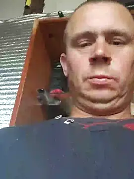 Snapshot of alex_brow_n chatting on September 18, 2025, 7:44 am alex brow n online show from September 18, 2025, 7:44 am