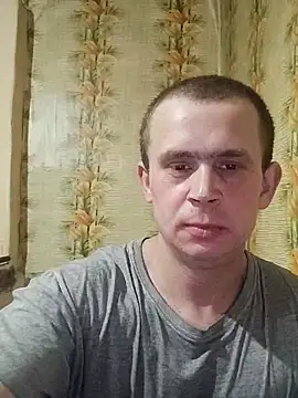 Snapshot of alex_brow_n chatting on March 6, 2025, 4:17 pm alex brow n online show from March 6, 2025, 4:17 pm