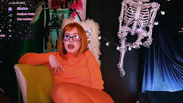 Snapshot of Bibi_Iva chatting on October 24, 2025, 4:22 am Bibi Iva online show from October 24, 2025, 4:22 am