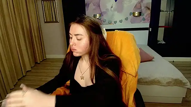 Snapshot of MissisCaty chatting on February 11, 2026, 8:31 pm MissisCaty online show from February 11, 2026, 8:31 pm