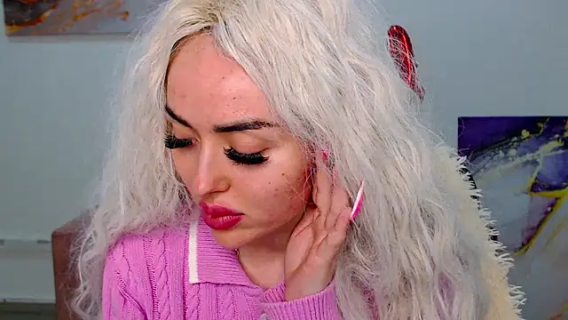 MissisCaty online show from March 19, 2025, 3:40 pm