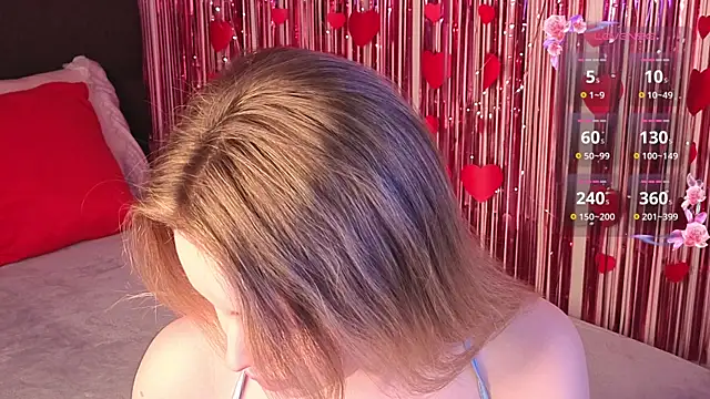 Snapshot of Lora_Rosee chatting on July 29, 2026, 2:27 pm Lora Rosee online show from July 29, 2026, 2:27 pm