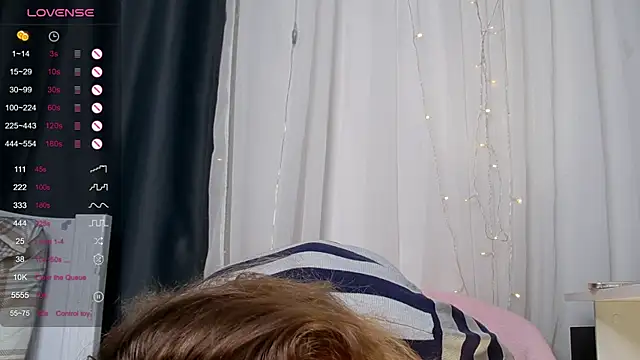 Kellybbface online show from July 13, 2026, 4:12 am